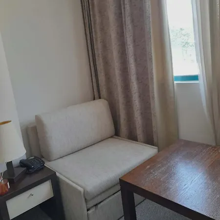 Private In Berlin Golden Sands Apartamento