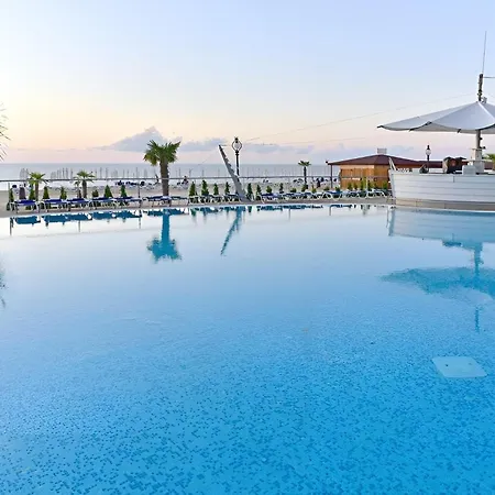 Private In Berlin Golden Sands Апартаменти *
